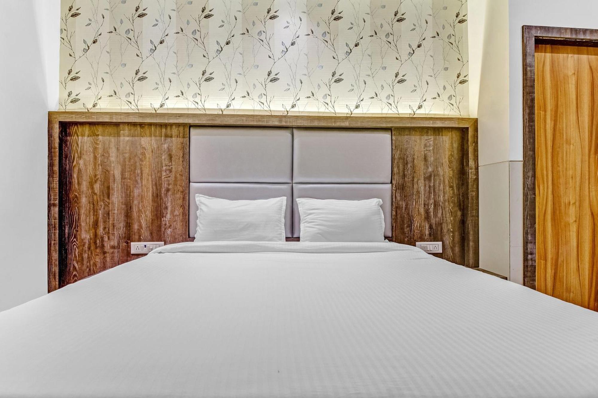 Collection O Shubharambh Lodging And Boarding Dombivli 외부 사진